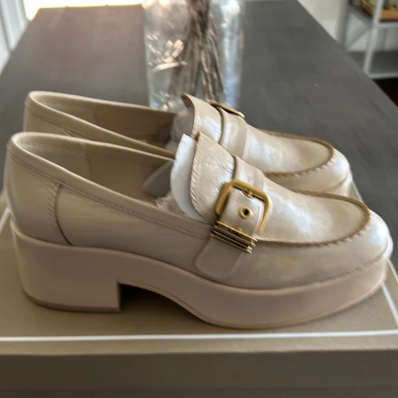 Dolce Vita Yonder Loafers - Picture 4 of 9